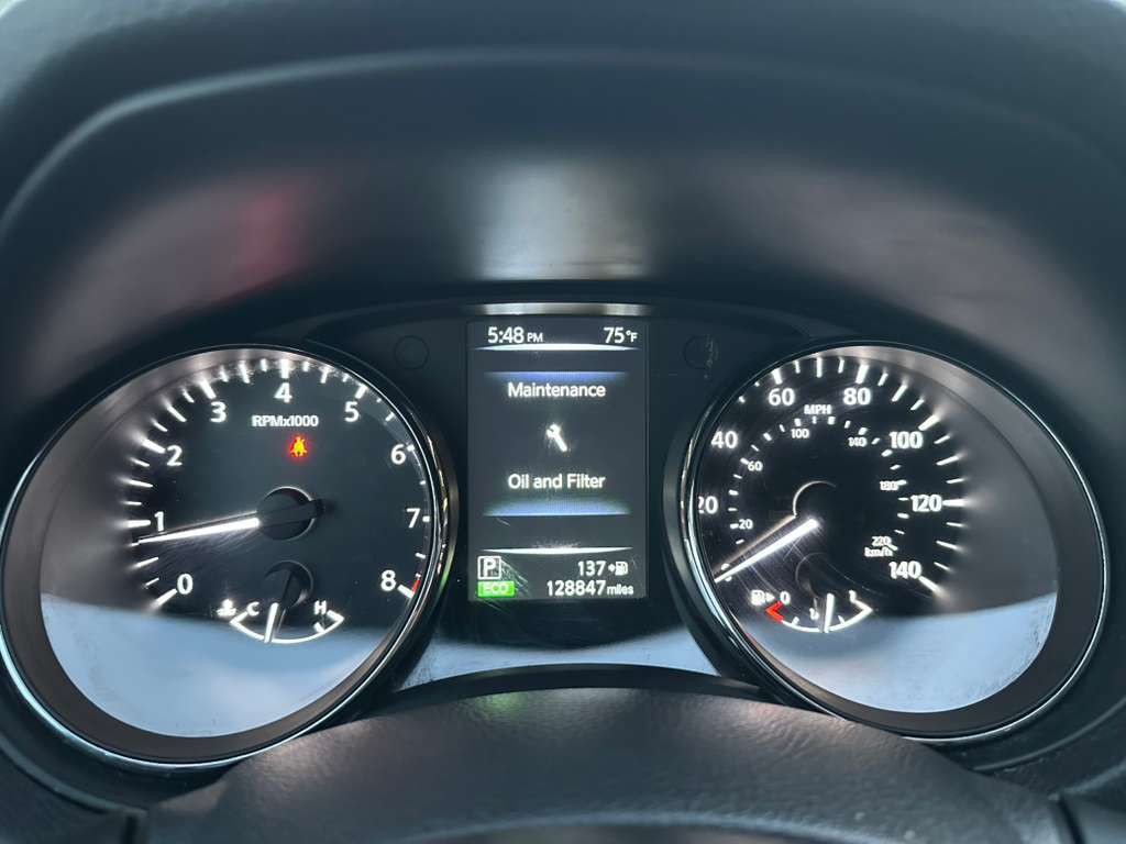 2017 Nissan Rogue Image 15