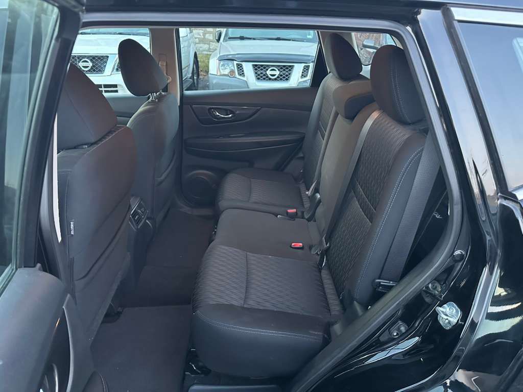 2017 Nissan Rogue Image 20