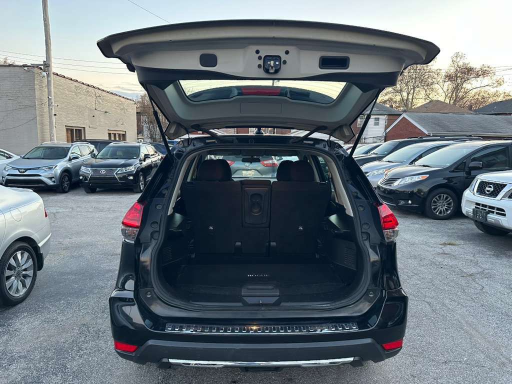 2017 Nissan Rogue Image 23