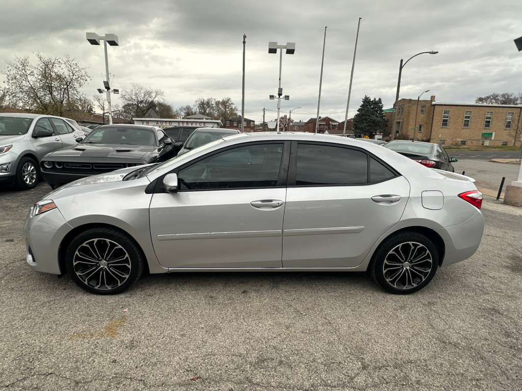 2016 Toyota Corolla Image 5