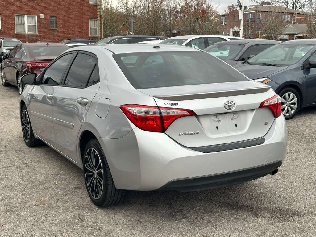 2016 Toyota Corolla Image 7