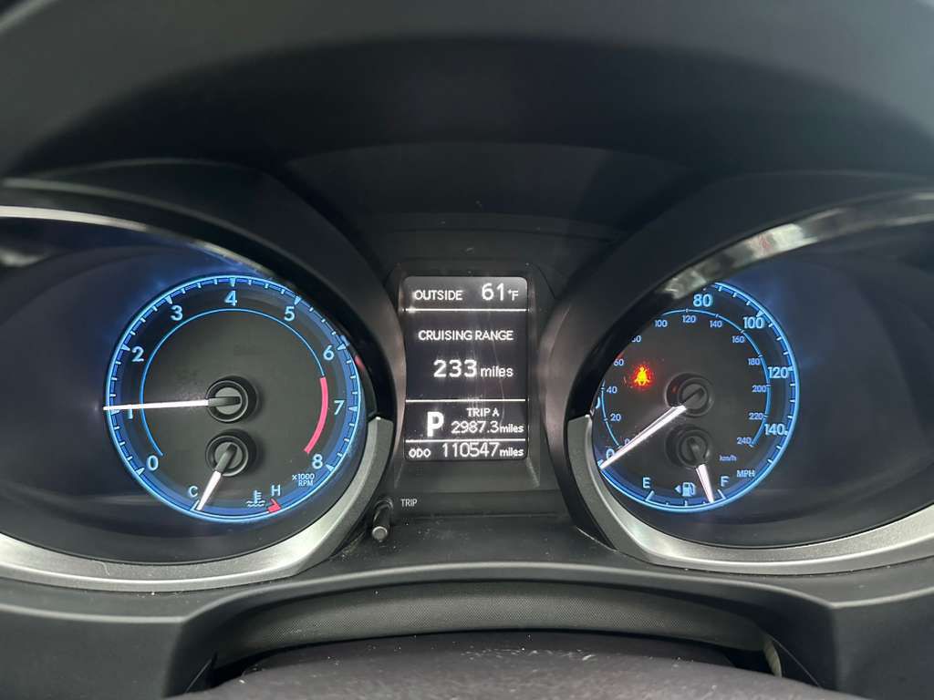 2016 Toyota Corolla Image 15