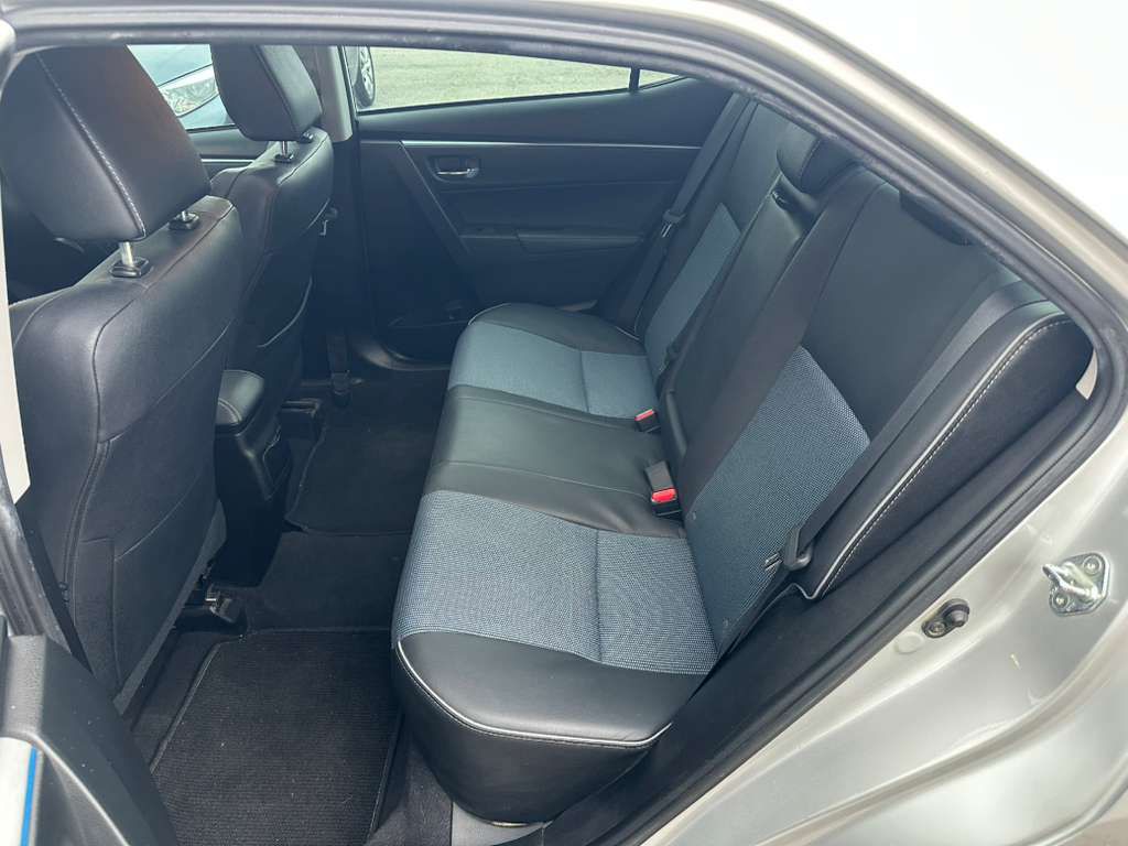 2016 Toyota Corolla Image 22