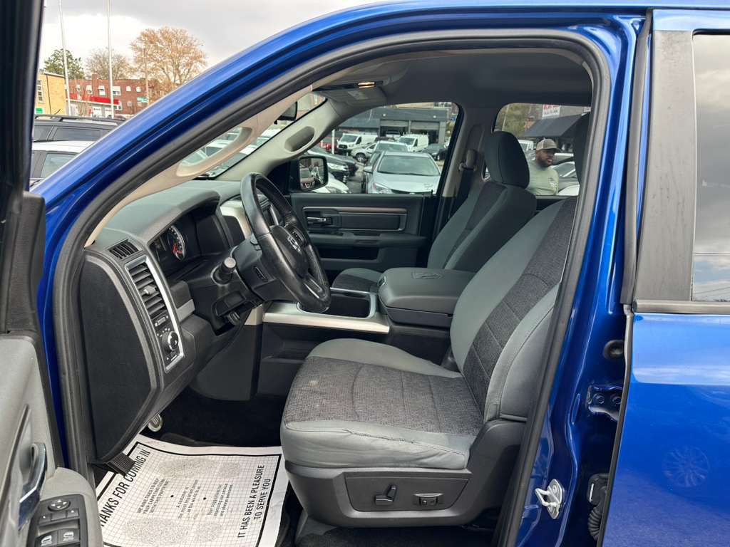 2015 RAM 1500 Image 10