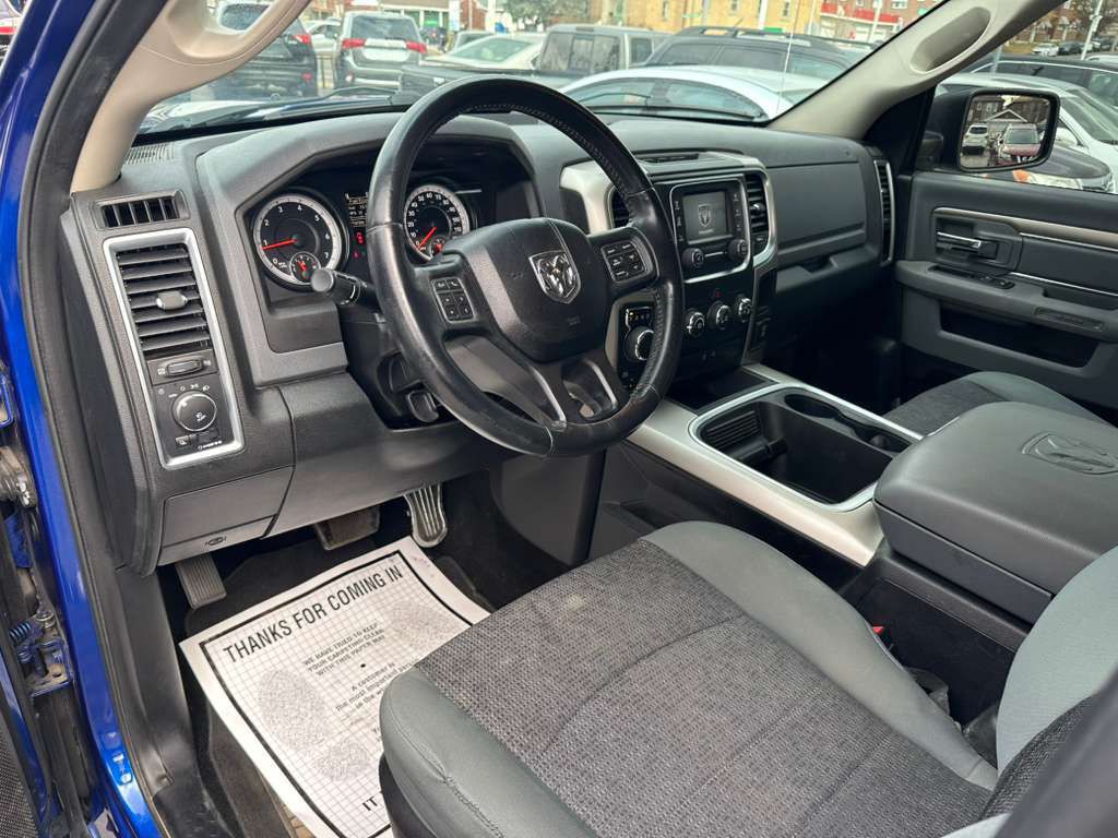 2015 RAM 1500 Image 11