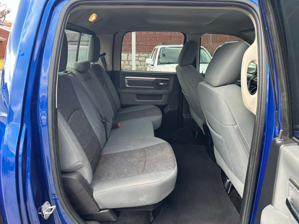 2015 RAM 1500 Image 19