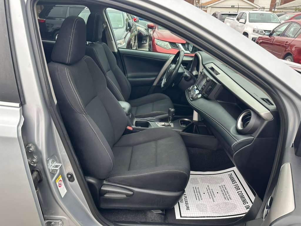 2018 Toyota Rav4 Image 12