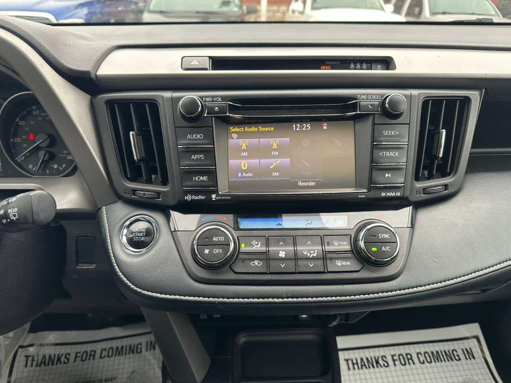 2018 Toyota Rav4 Image 16