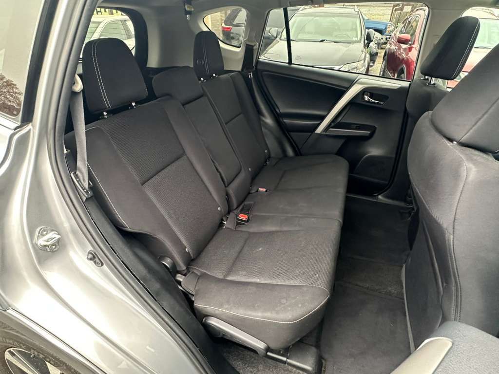 2018 Toyota Rav4 Image 20