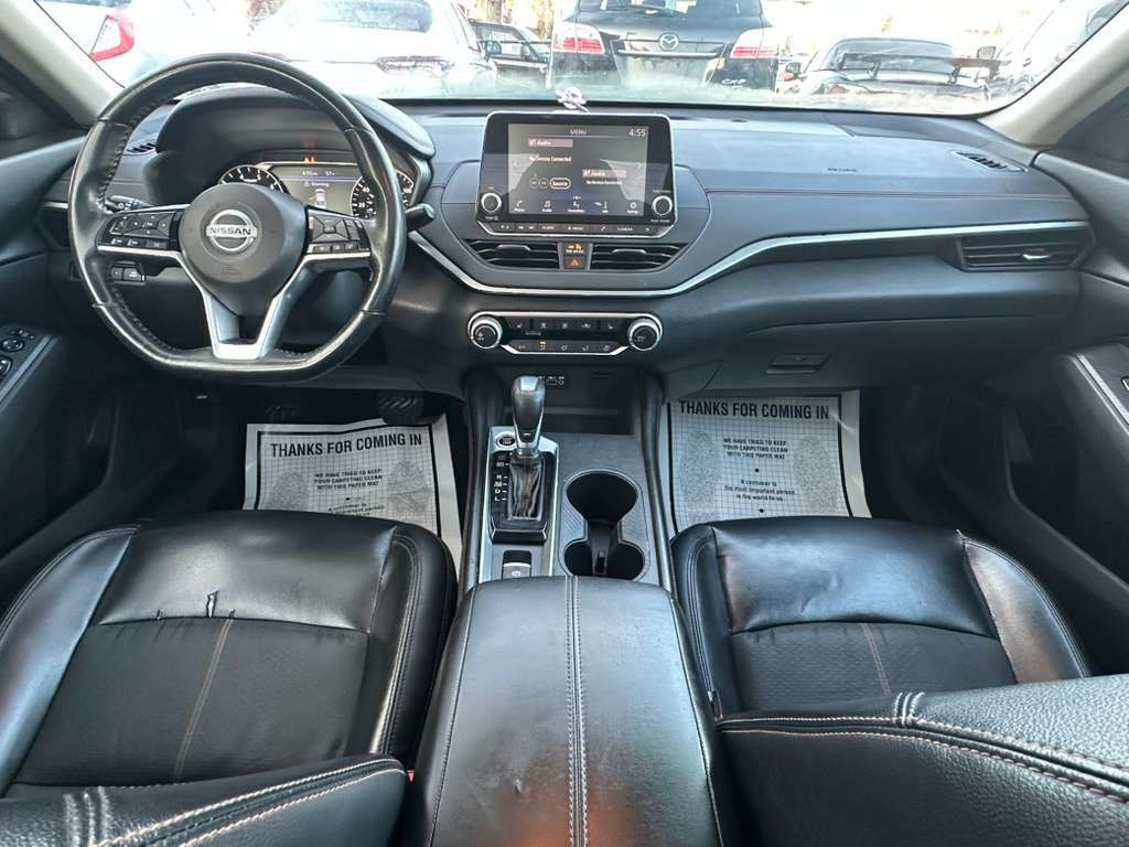 2019 Nissan Altima Image 14