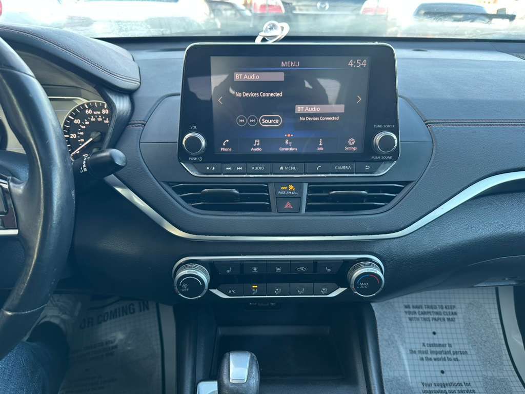 2019 Nissan Altima Image 16