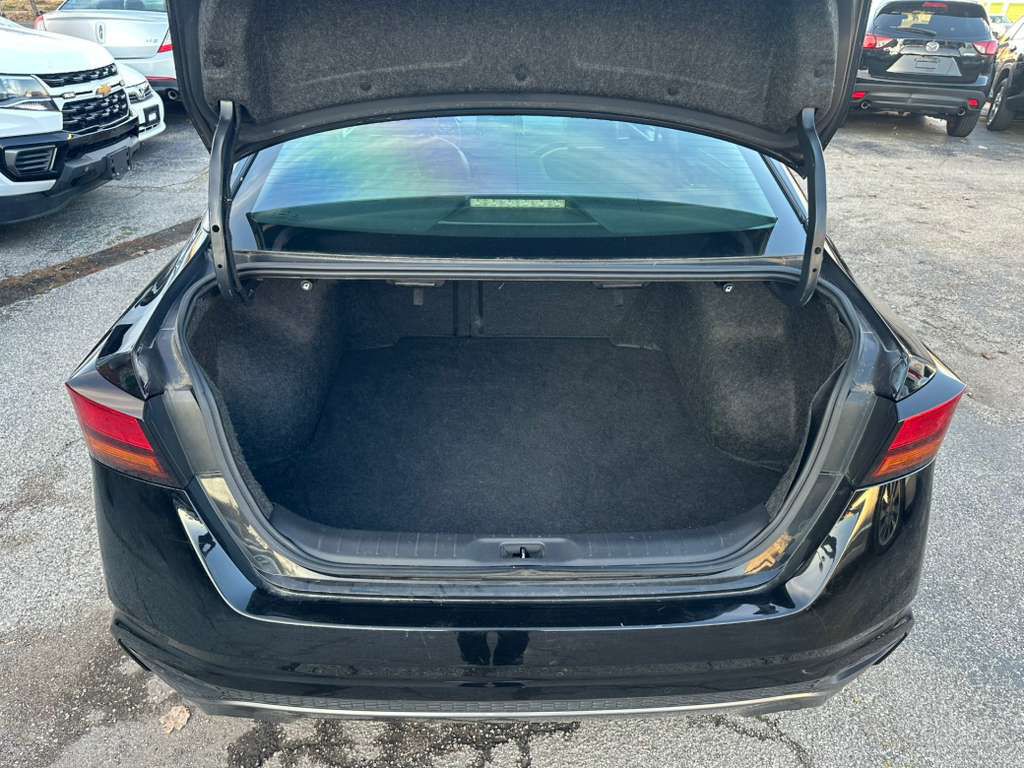 2019 Nissan Altima Image 23