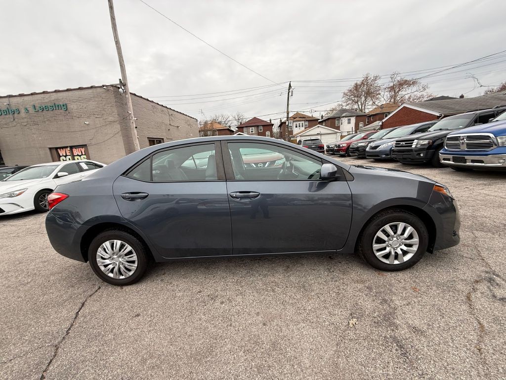 2017 Toyota Corolla Image 7