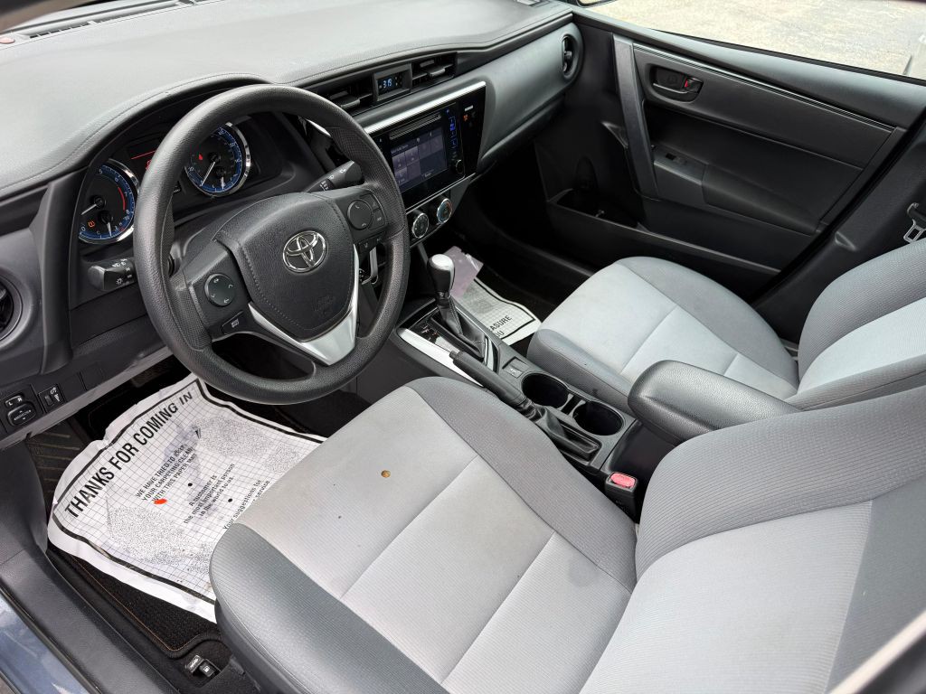 2017 Toyota Corolla Image 12