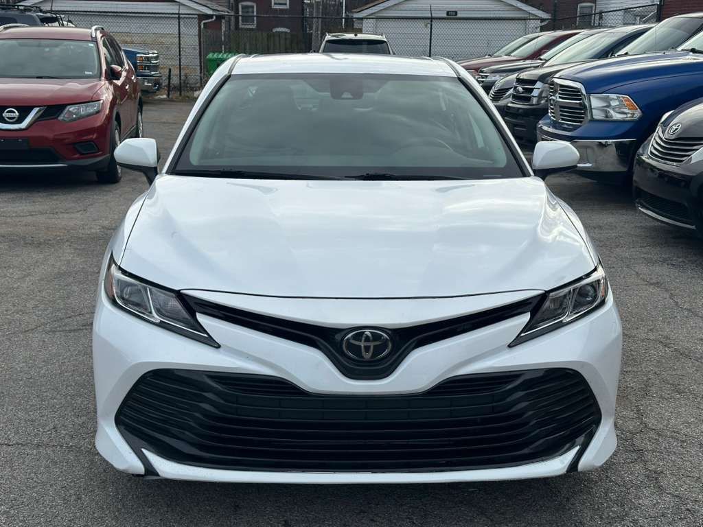 2020 Toyota Camry Image 2