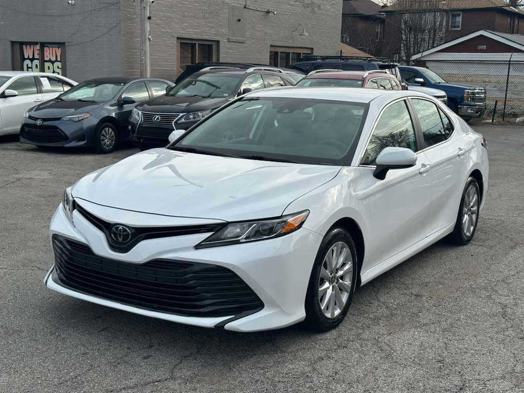 2020 Toyota Camry Image 3