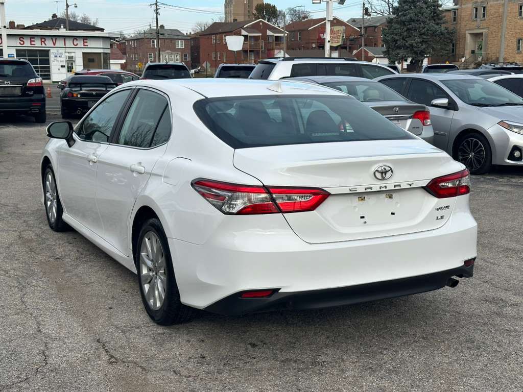 2020 Toyota Camry Image 8