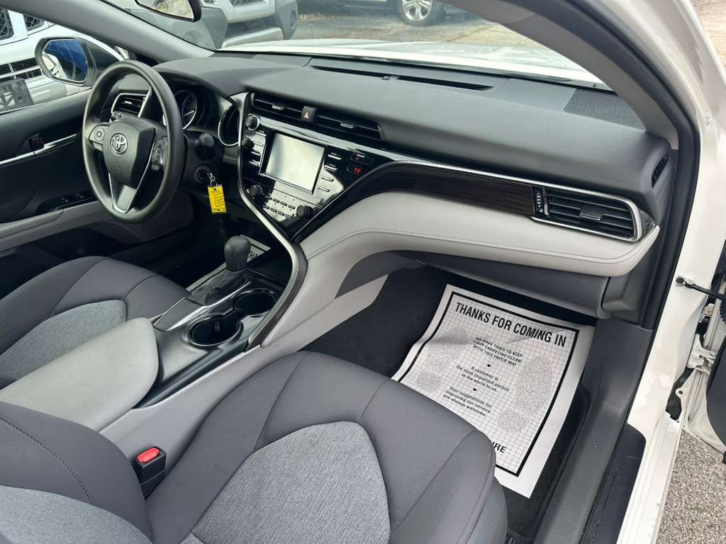 2020 Toyota Camry Image 13