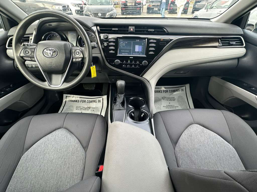 2020 Toyota Camry Image 14