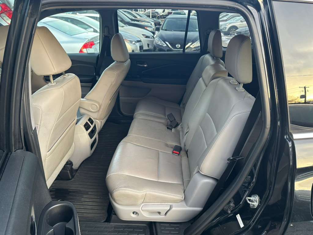 2016 Honda Pilot Image 22