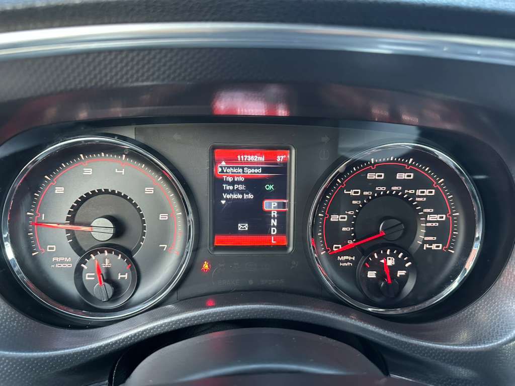 2014 Dodge Charger Image 16