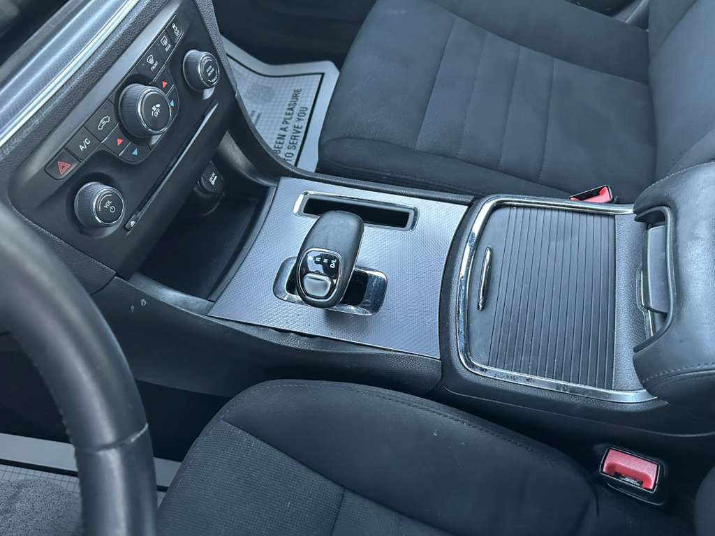 2014 Dodge Charger Image 18