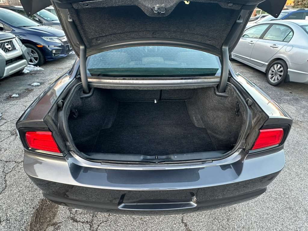 2014 Dodge Charger Image 21