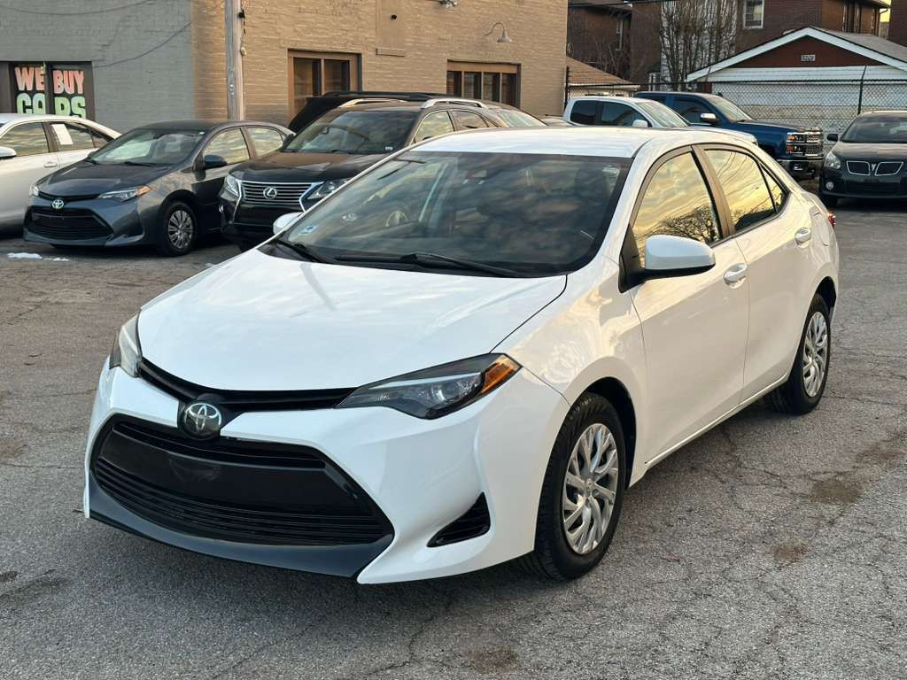 2018 Toyota Corolla Image 3