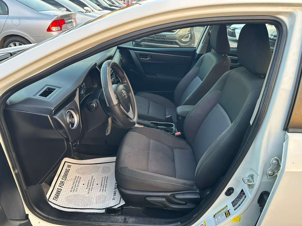 2018 Toyota Corolla Image 11