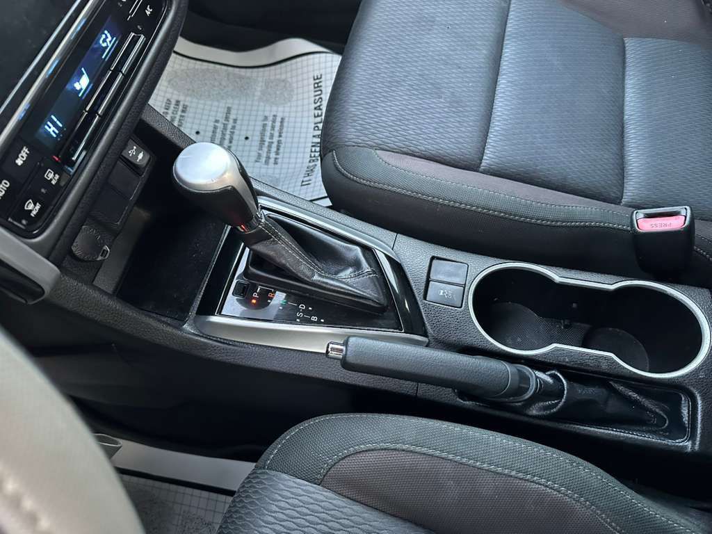 2018 Toyota Corolla Image 17