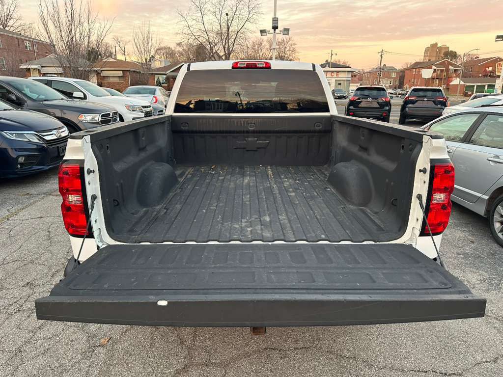 2017 Chevrolet Silverado 1500 Image 8
