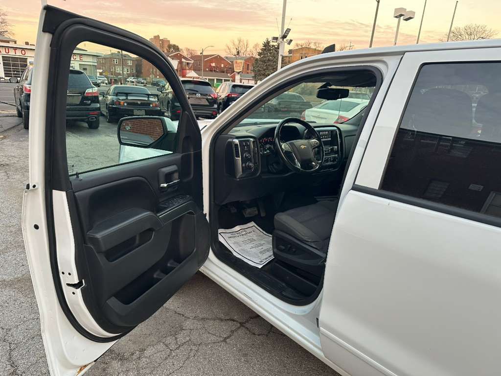 2017 Chevrolet Silverado 1500 Image 10