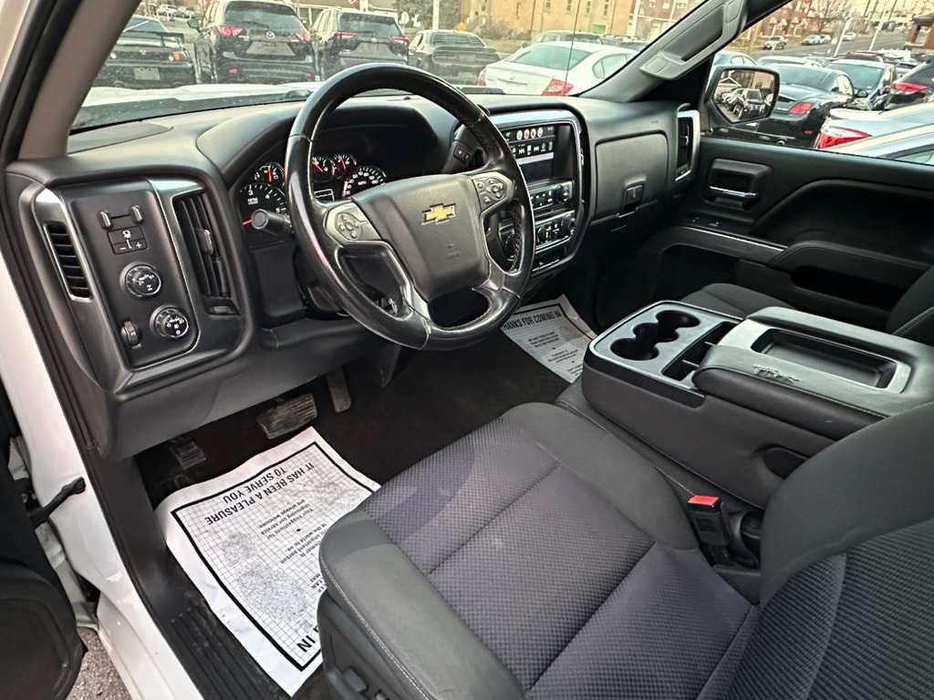 2017 Chevrolet Silverado 1500 Image 12