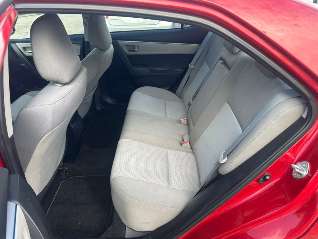 2016 Toyota Corolla Image 20