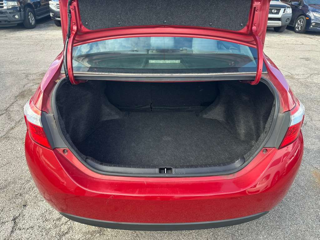 2016 Toyota Corolla Image 21