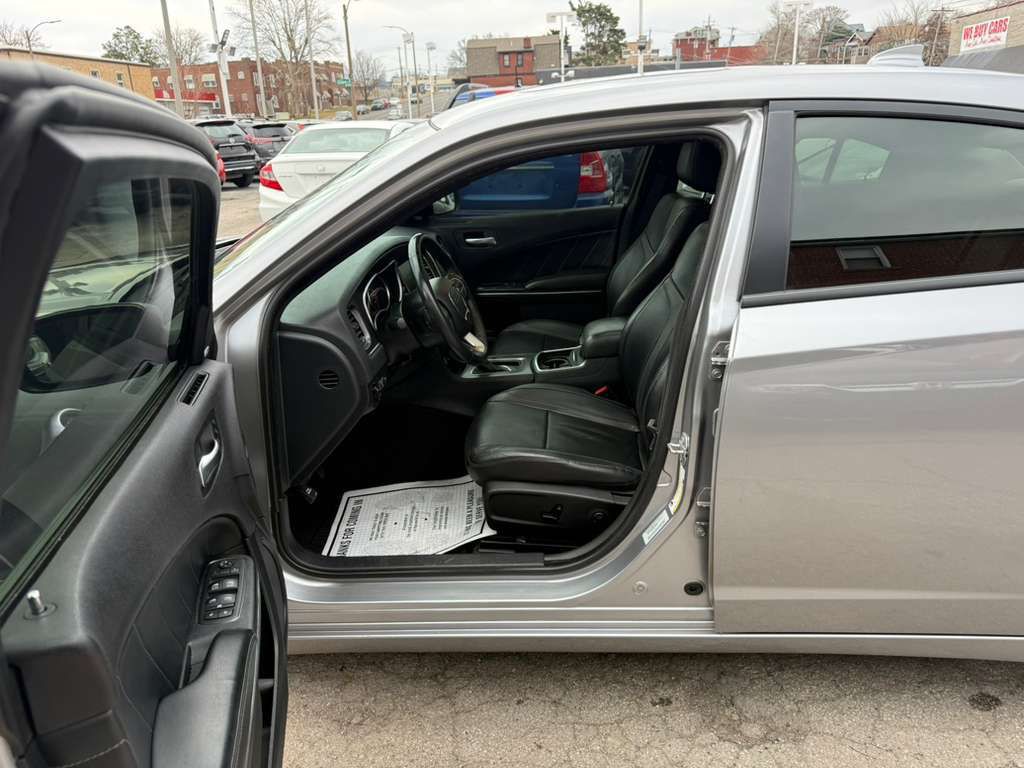 2015 Dodge Charger Image 10