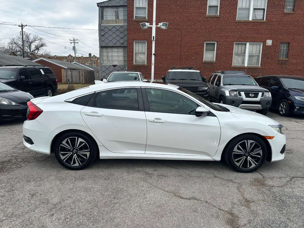 2016 Honda Civic Image 4