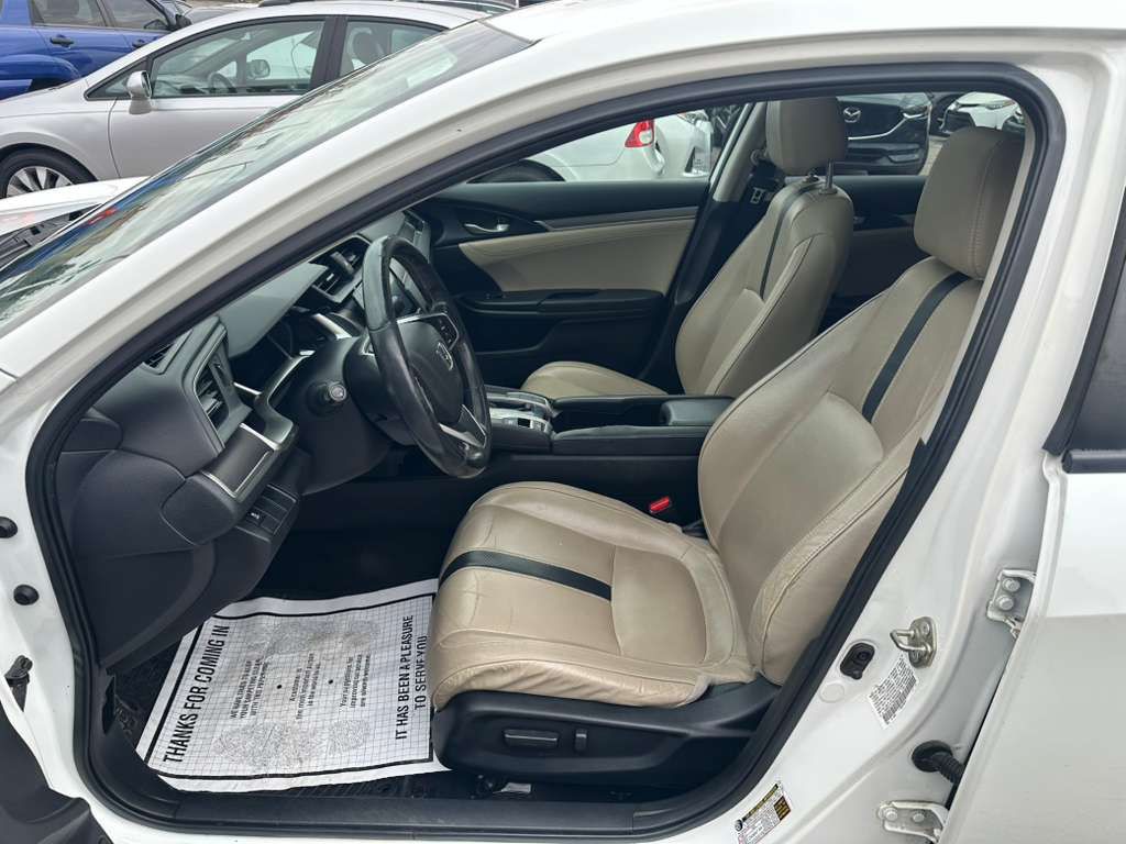 2016 Honda Civic Image 10