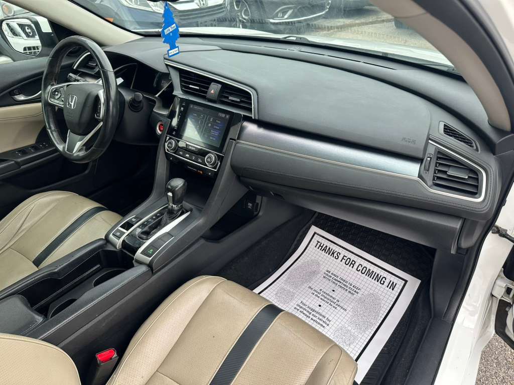 2016 Honda Civic Image 13