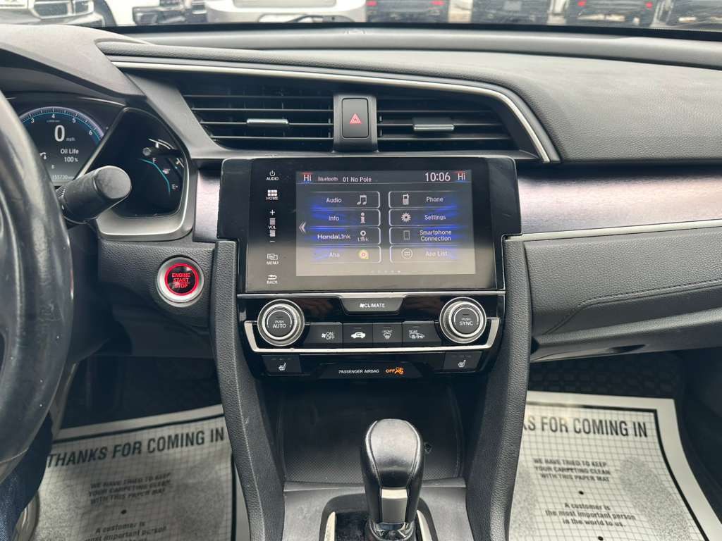 2016 Honda Civic Image 16