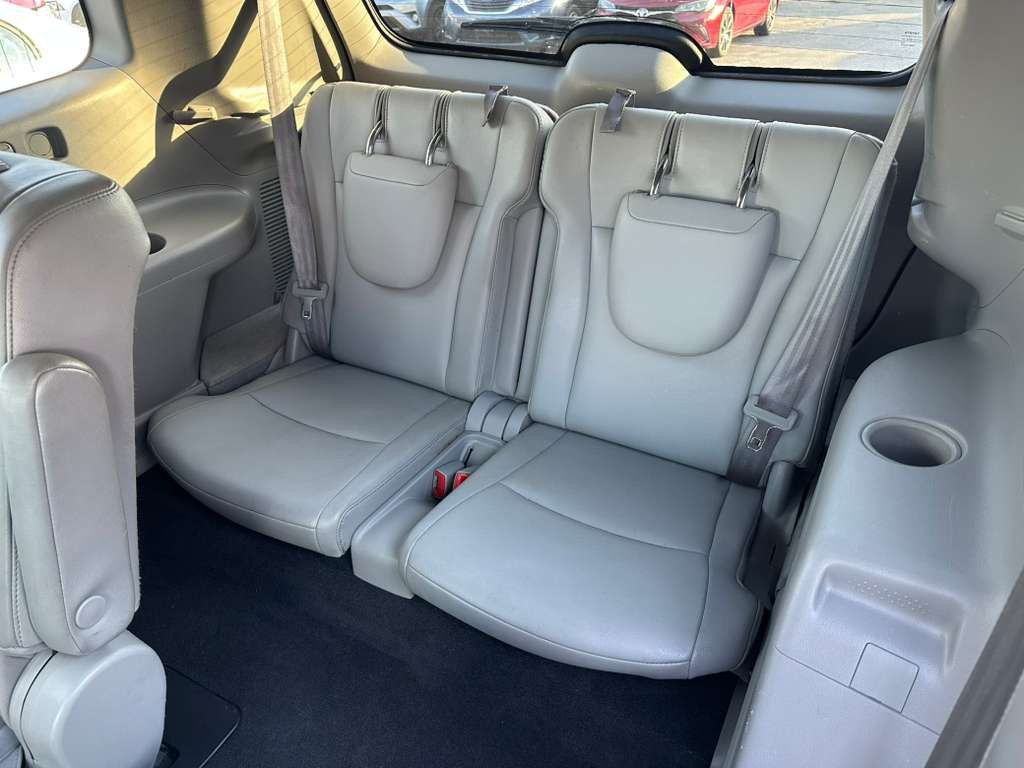 2012 Toyota Highlander Image 24
