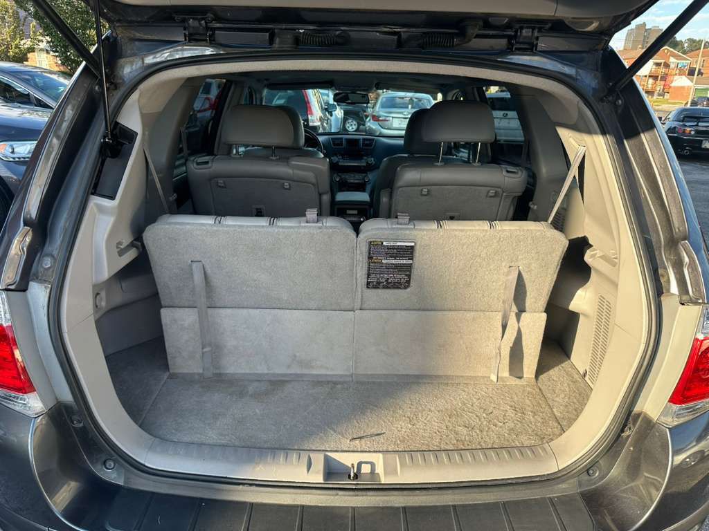 2012 Toyota Highlander Image 26