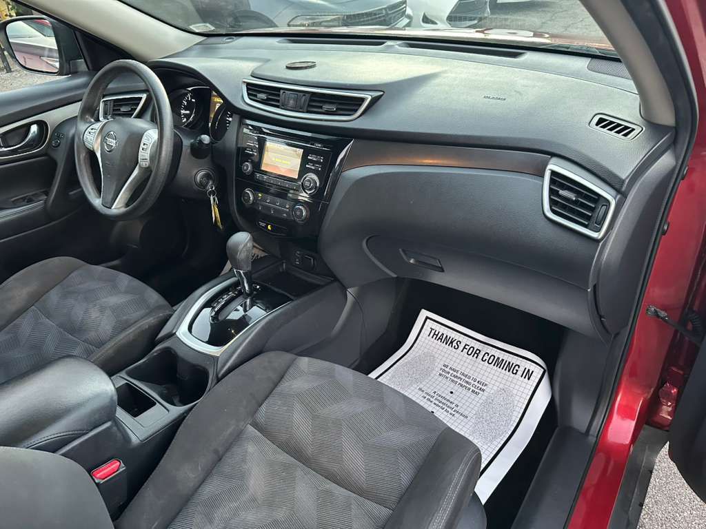 2016 Nissan Rogue Image 13