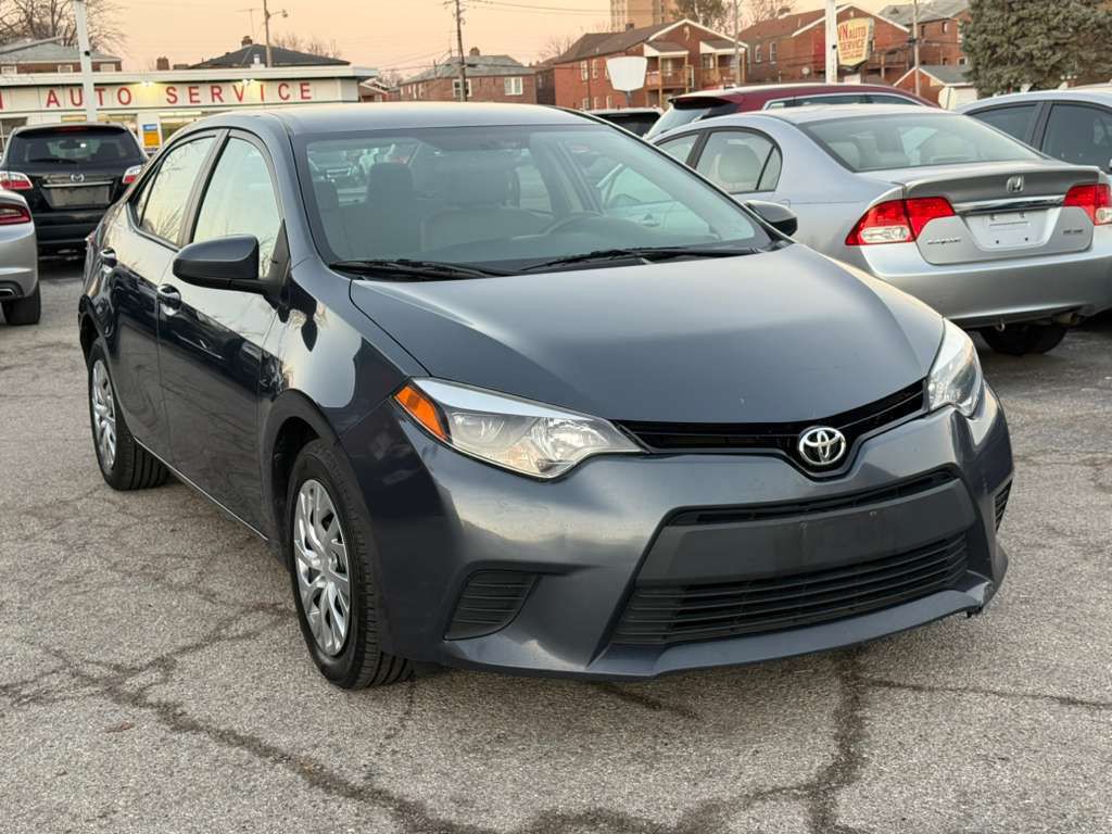 2014 Toyota Corolla Image 1