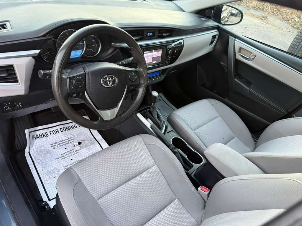 2014 Toyota Corolla Image 12