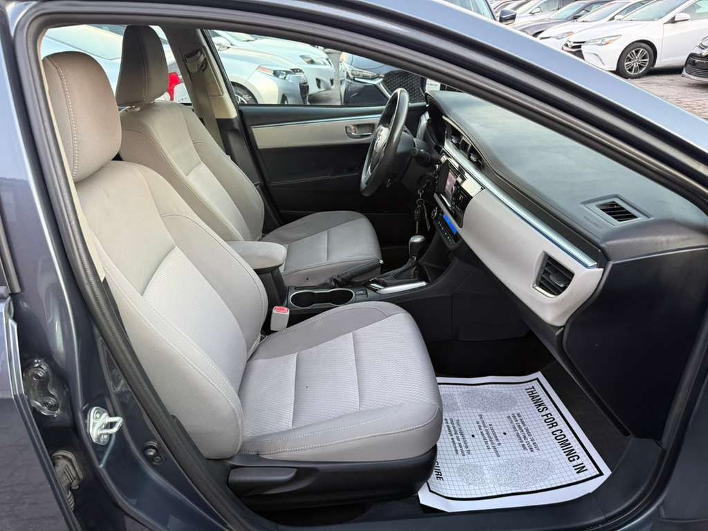 2014 Toyota Corolla Image 18