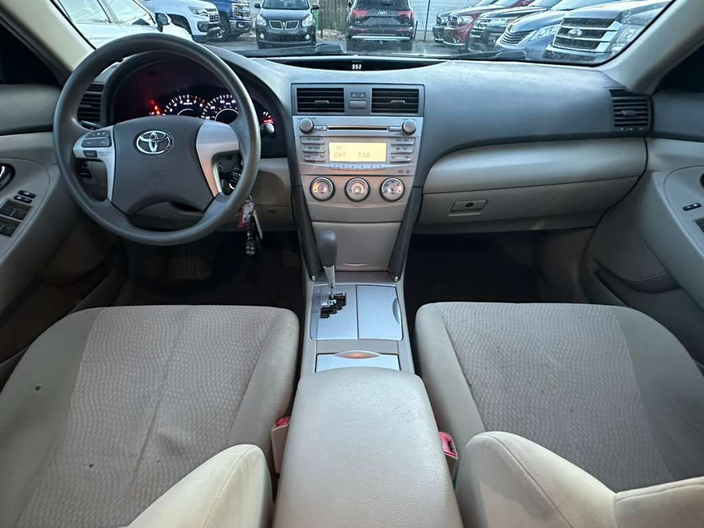 2011 Toyota Camry Image 15