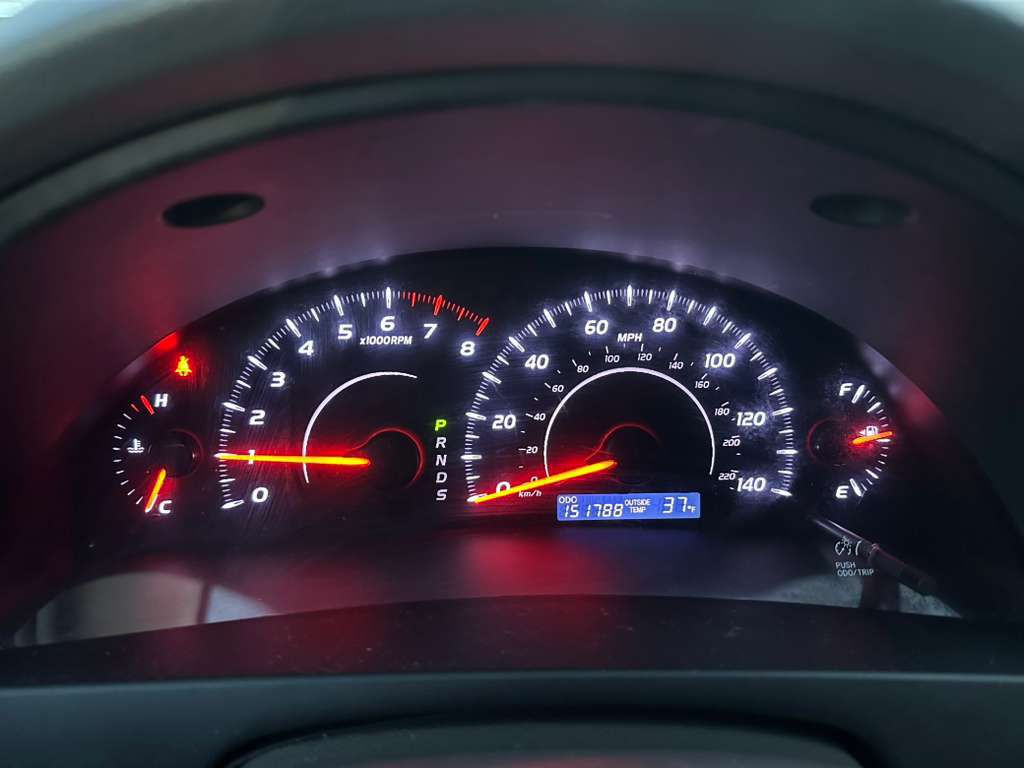 2011 Toyota Camry Image 16