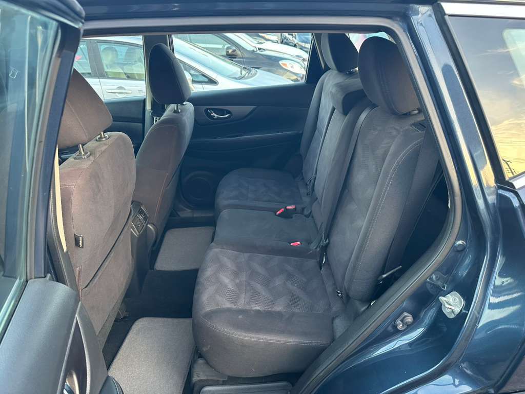 2015 Nissan Rogue Image 20