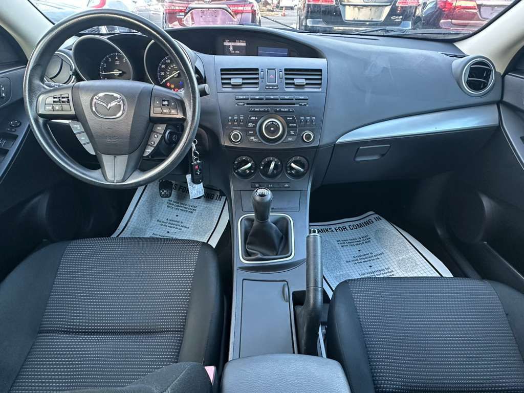 2013 Mazda Mazda3 Image 14